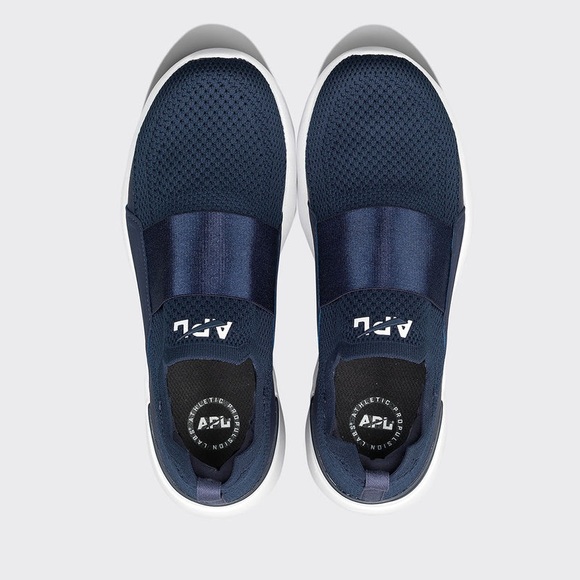 APL Shoes - APL techloom bliss in navy/white size 7